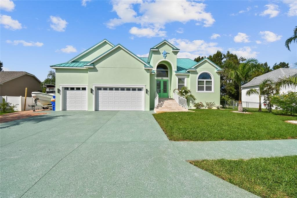 711 EAGLE LANE, APOLLO BEACH, FL 33572