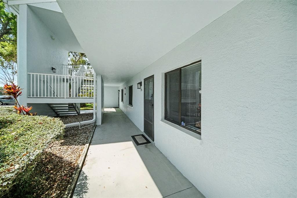 303 MARTHA LANE # 303, OLDSMAR, FL 34677 — zdjęcie 4