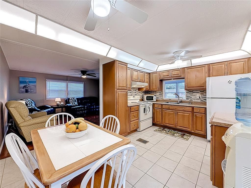 10184 106TH AVENUE # 26, LARGO, FL 33773 — zdjęcie 3