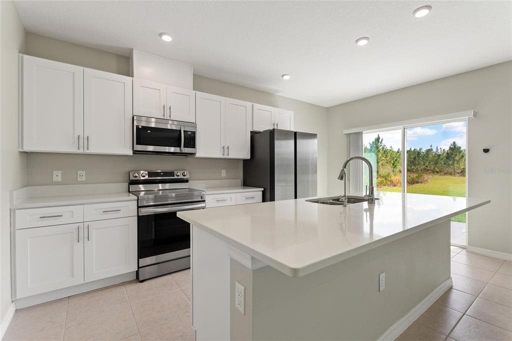 4201 CALLIANDRA DRIVE, INDIAN LAKE ESTATES, FL 33855 — zdjęcie 2