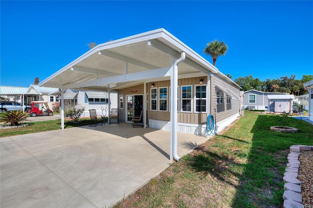 135 CITRUS RIDGE DRIVE, DAVENPORT, FL 33837