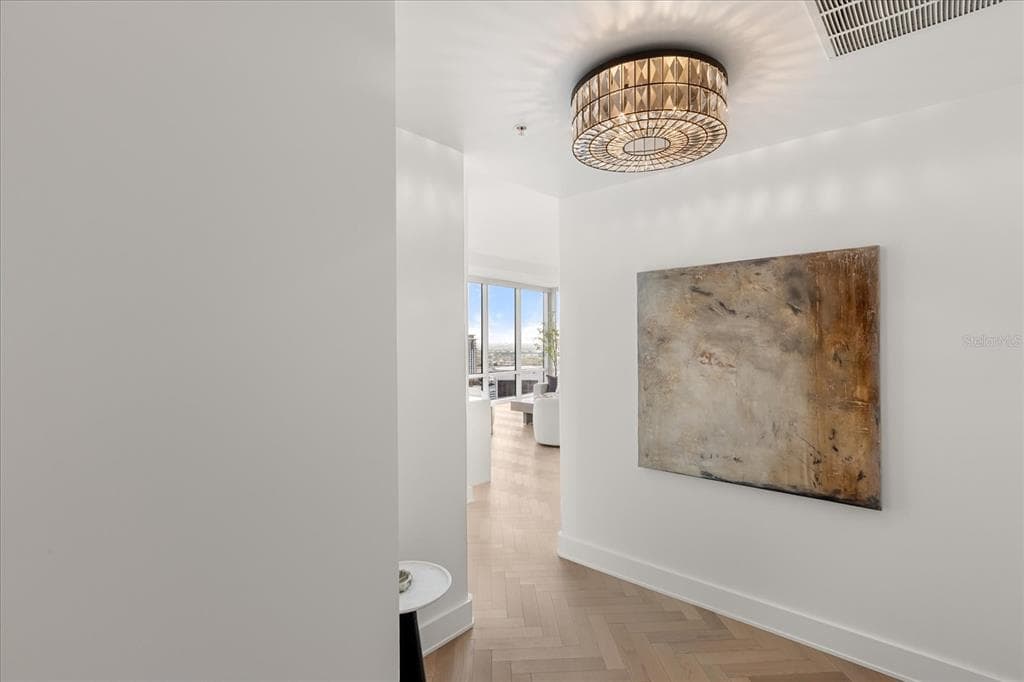 150 E ROBINSON STREET # 30C-2, ORLANDO, FL 32801 — zdjęcie 2