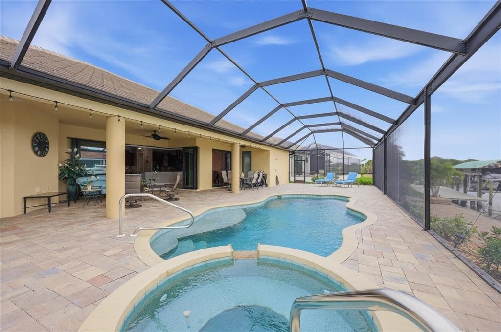 15260 LEIPZIG CIRCLE, PORT CHARLOTTE, FL 33981 — zdjęcie 4
