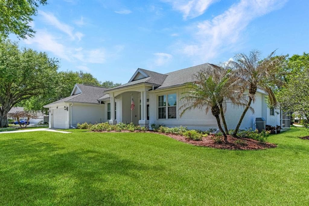 1901 PARK FOREST BOULEVARD, MOUNT DORA, FL 32757
