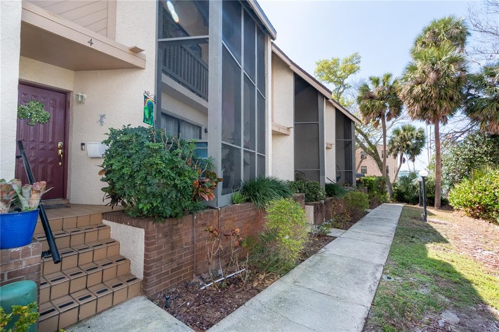15 TURNER STREET # 4, CLEARWATER, FL 33756