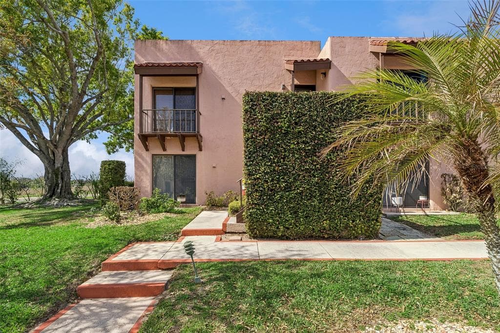 210 LA CASA # 210, LAKE WALES, FL 33898