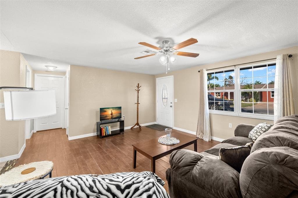 4642 EASTWOOD LANE, HOLIDAY, FL 34690 — zdjęcie 5