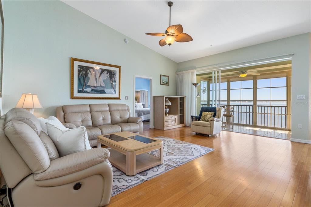 200 HARBOR WALK DRIVE # 354, PUNTA GORDA, FL 33950 — zdjęcie 2