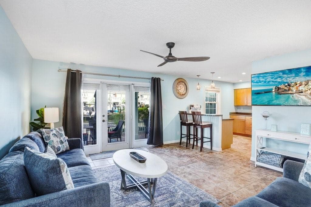 5012 STARFISH DRIVE SE # B, ST PETERSBURG, FL 33705 — zdjęcie 4