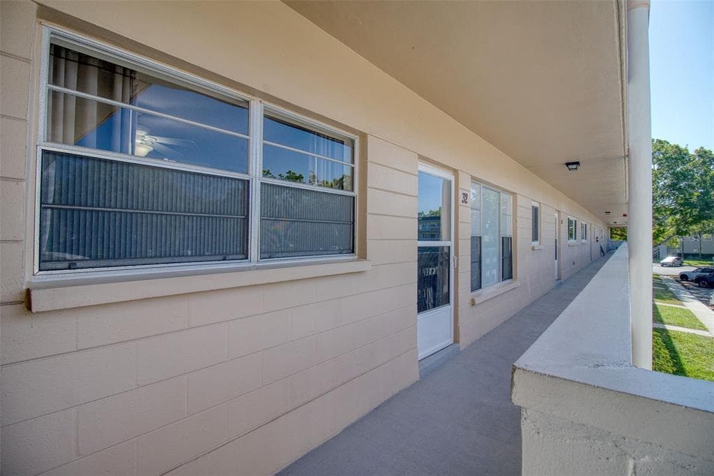 2436 RHODESIAN DRIVE # 32, CLEARWATER, FL 33763 — zdjęcie 2