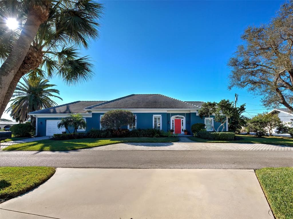 16 GULF MANOR DRIVE, VENICE, FL 34285