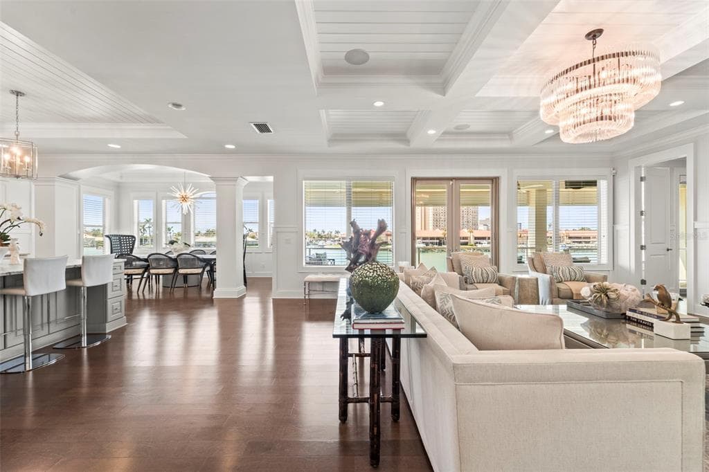 19 BAYFRONT COURT S, ST PETERSBURG, FL 33711 — zdjęcie 4