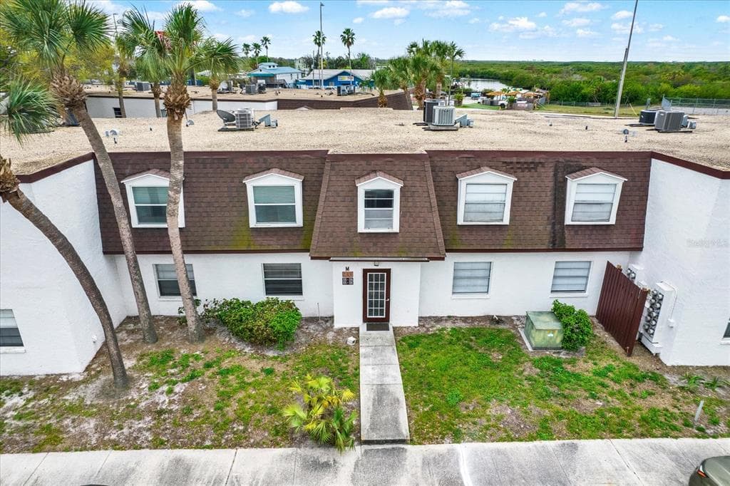9130 TUDOR DRIVE # M105, TAMPA, FL 33615