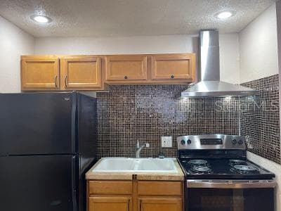 9105 W HILLSBOROUGH AVENUE # I104, TAMPA, FL 33615 — zdjęcie 2