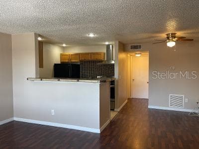 9105 W HILLSBOROUGH AVENUE # I104, TAMPA, FL 33615 — zdjęcie 3