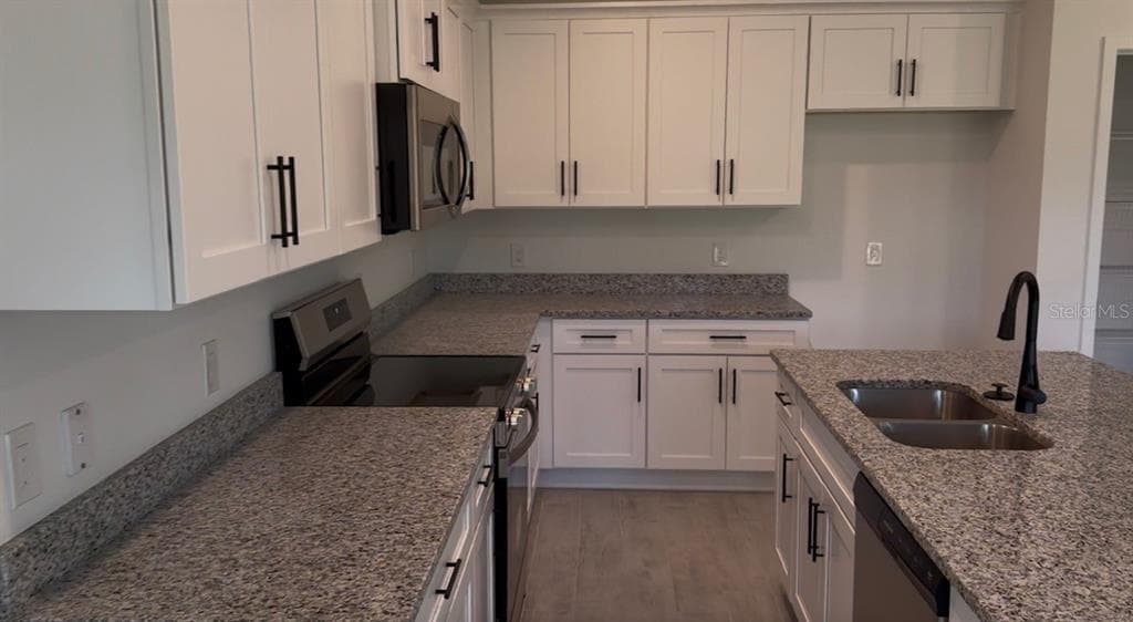 12152 DUBARRY AVENUE, PORT CHARLOTTE, FL 33981 — zdjęcie 3