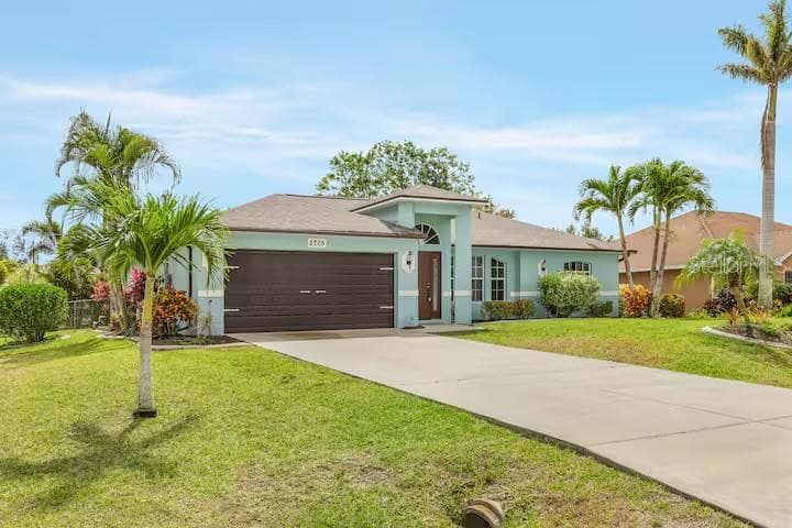 2705 SW 11TH PLACE, CAPE CORAL, FL 33914