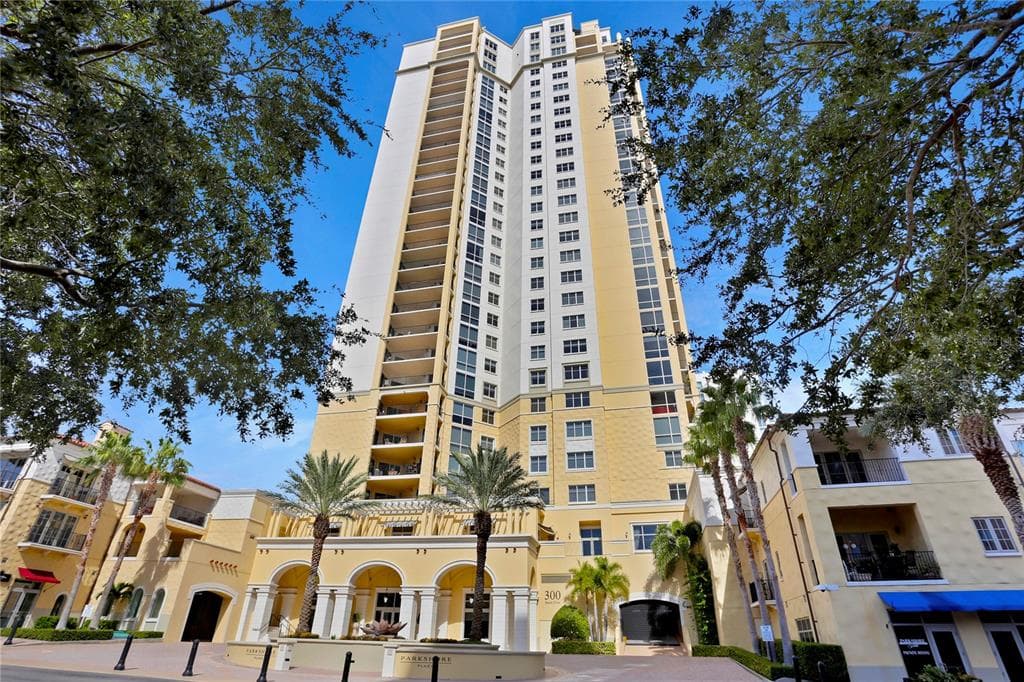 300 BEACH DRIVE NE # 1201, ST PETERSBURG, FL 33701