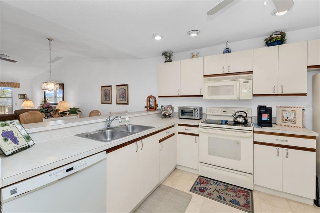 175 KINGS HIGHWAY # 1032, PUNTA GORDA, FL 33983 — zdjęcie 5