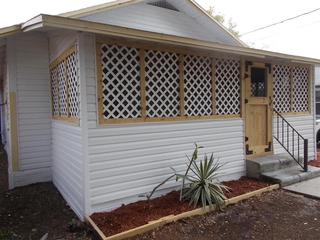 518 6TH AVENUE SW, LARGO, FL 33770 — zdjęcie 3