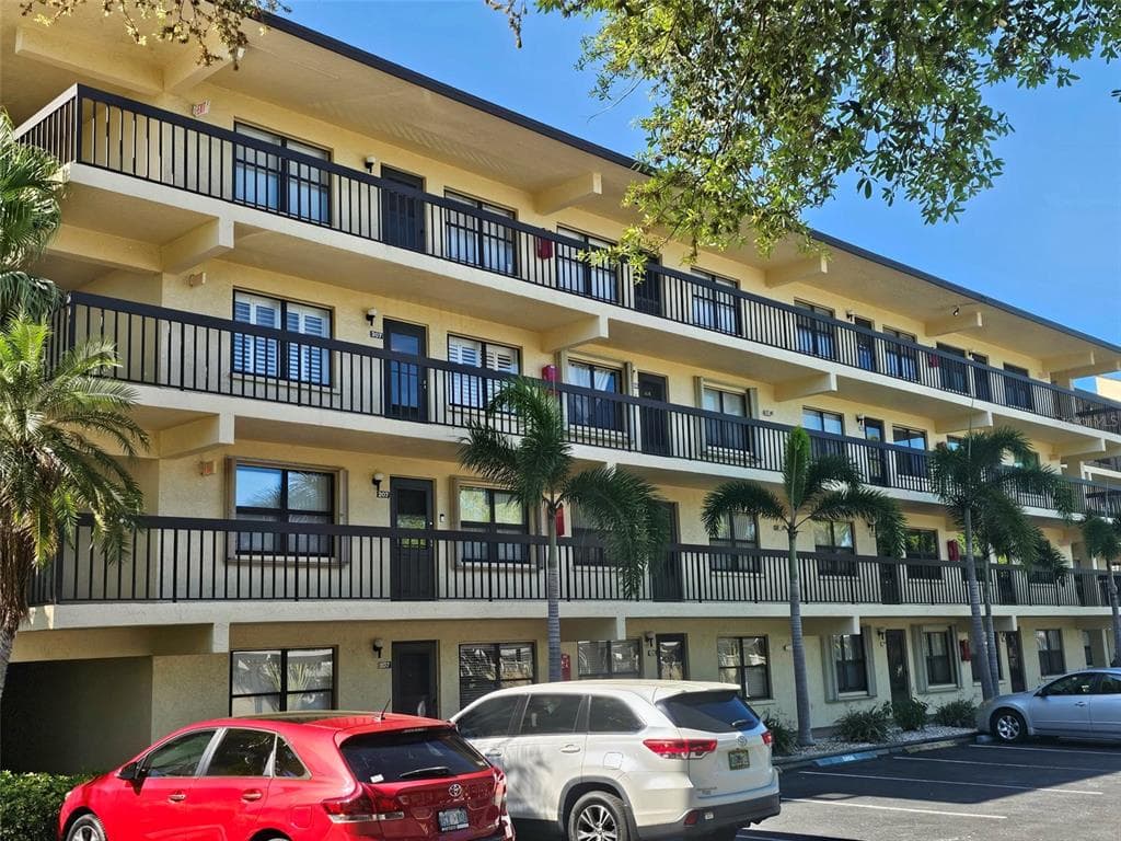 315 30TH AVENUE W # B307, BRADENTON, FL 34205