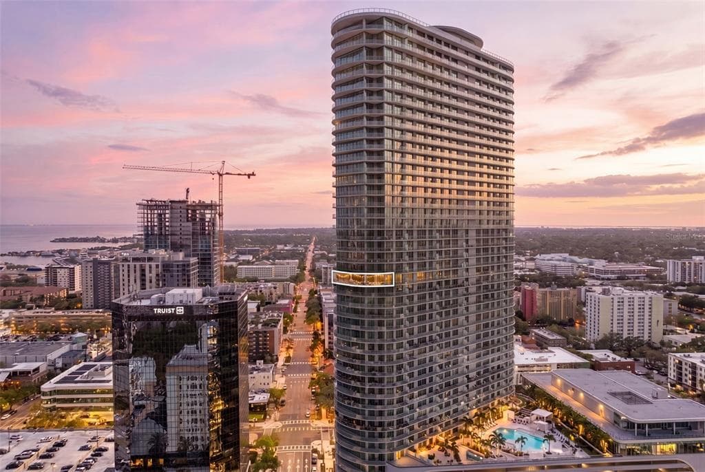 400 CENTRAL AVENUE # 2307, ST PETERSBURG, FL 33701