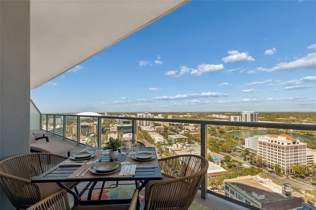 400 CENTRAL AVENUE # 2102, ST PETERSBURG, FL 33701 — zdjęcie 3