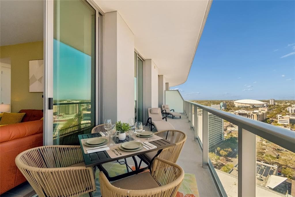 400 CENTRAL AVENUE # 2102, ST PETERSBURG, FL 33701 — zdjęcie 4