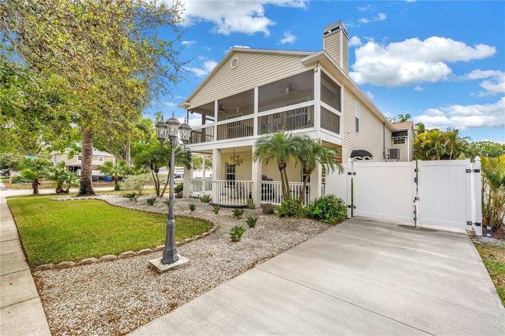 786 59TH AVENUE NE, ST PETERSBURG, FL 33703 — zdjęcie 2