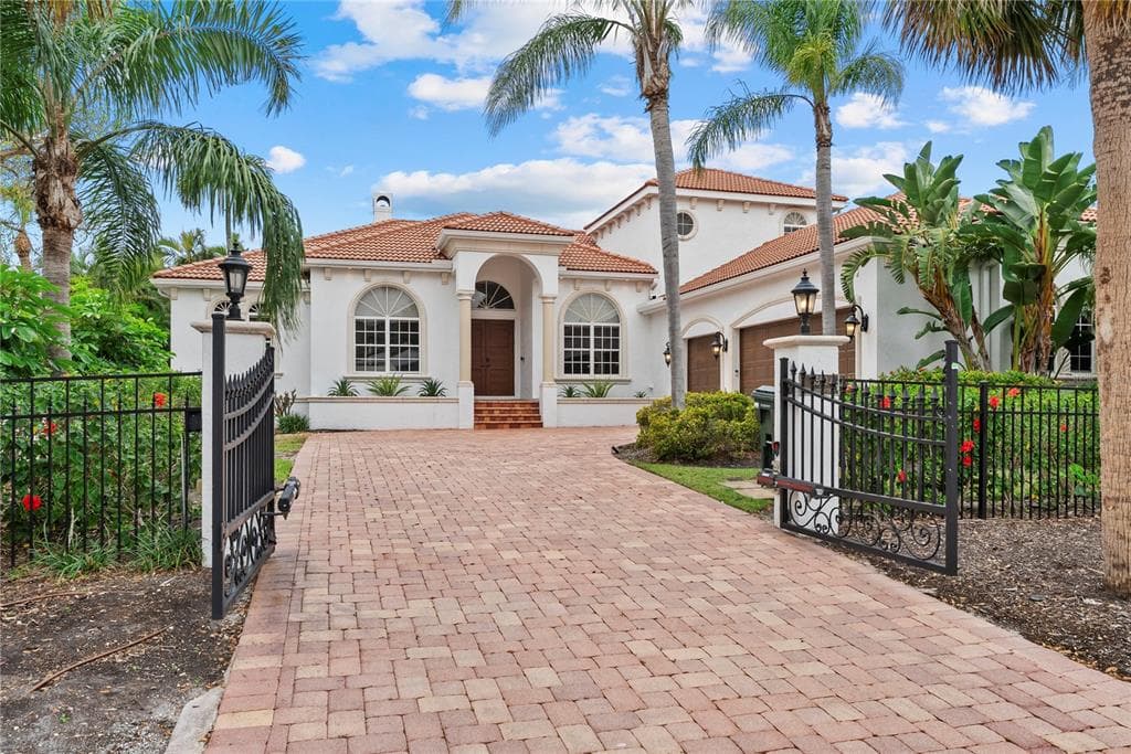 3508 LA PALOMA AVENUE, SARASOTA, FL 34242