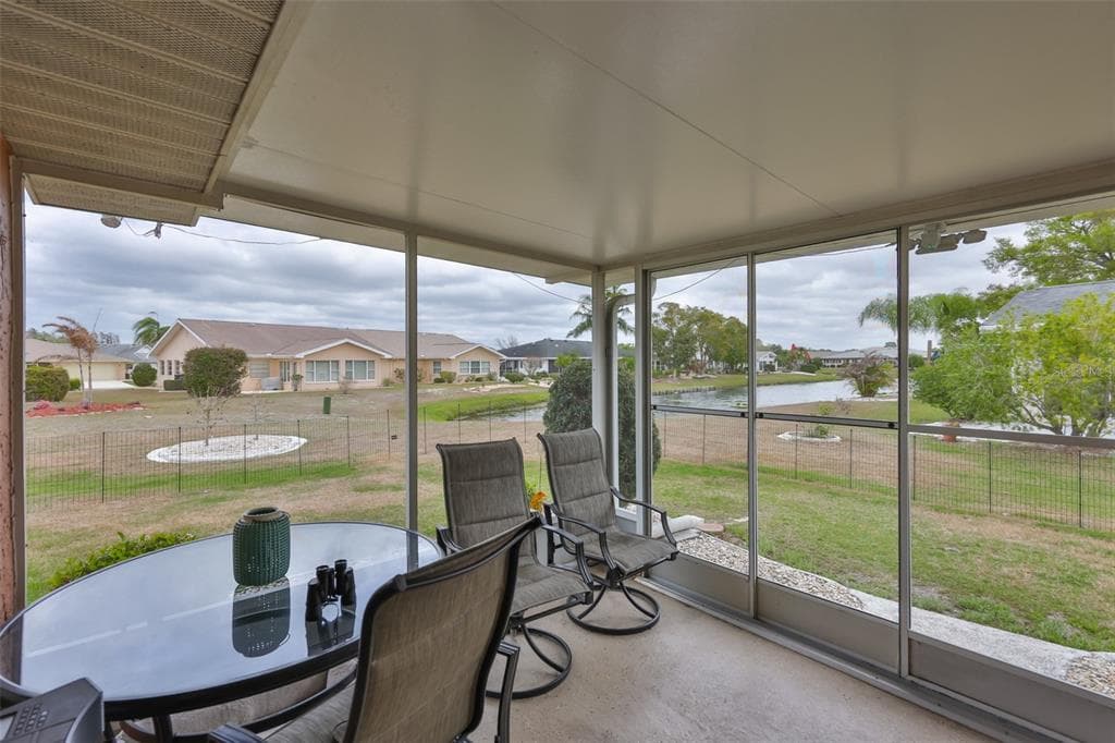 1511 CLOISTER DRIVE, SUN CITY CENTER, FL 33573 — zdjęcie 5