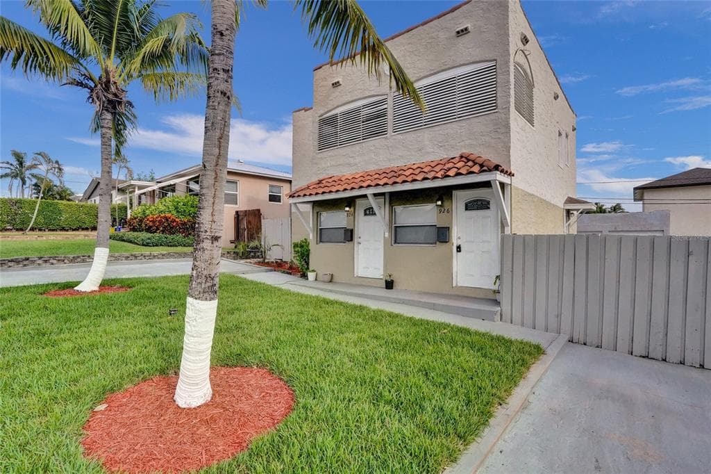924 MCINTOSH STREET, WEST PALM BEACH, FL 33405 — zdjęcie 4