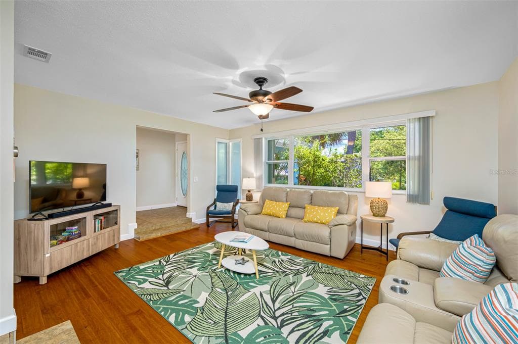 3749 MCKAY CREEK DRIVE, LARGO, FL 33770 — zdjęcie 5