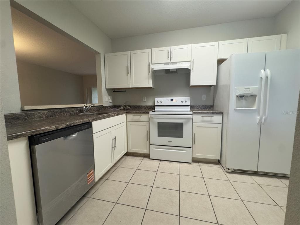 9507 AMBERDALE COURT # 201, RIVERVIEW, FL 33578