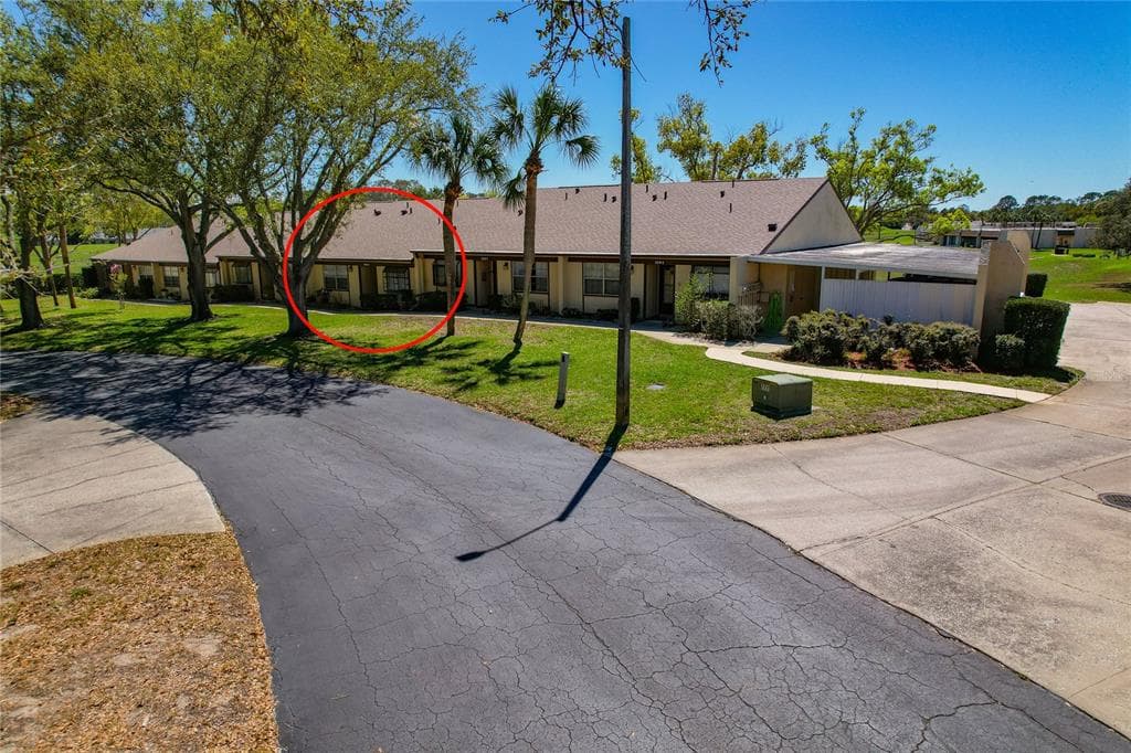 11241 DOLLAR LAKE DRIVE # 4, PORT RICHEY, FL 34668 — zdjęcie 3