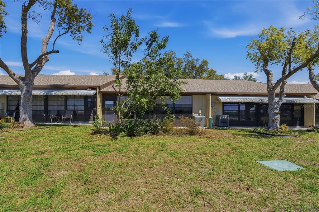 11241 DOLLAR LAKE DRIVE # 4, PORT RICHEY, FL 34668 — zdjęcie 5
