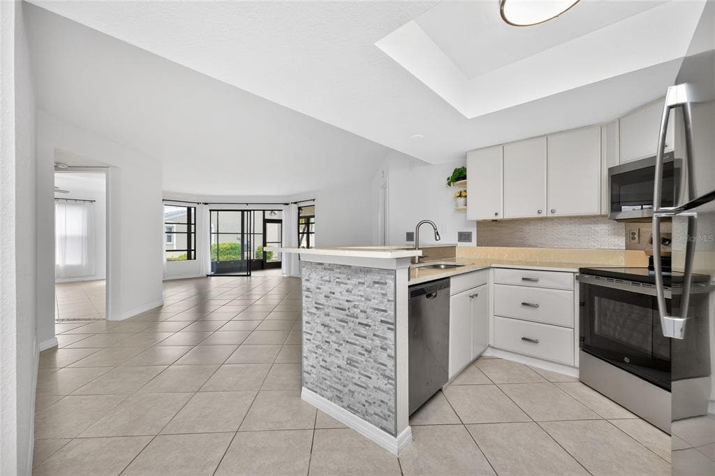 2601 W MARION AVENUE # 42A, PUNTA GORDA, FL 33950 — zdjęcie 5