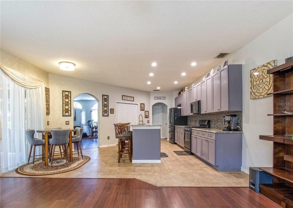 1422 TAWNYBERRY COURT, TRINITY, FL 34655 — zdjęcie 4