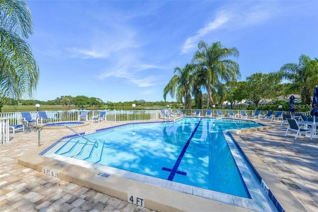 7904 HAMPTON COURT, UNIVERSITY PARK, FL 34201 — zdjęcie 3