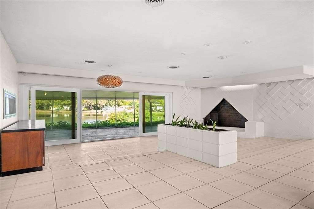 801 PINELLAS POINT DRIVE S, ST PETERSBURG, FL 33705 — zdjęcie 4