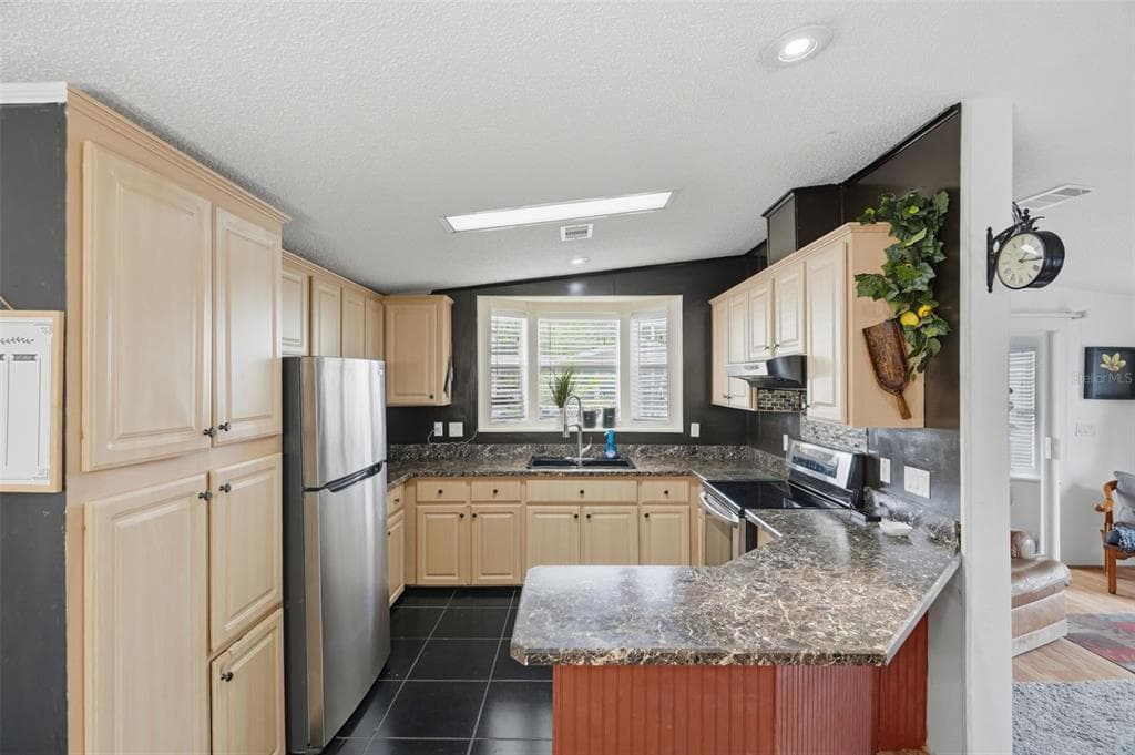 6907 AMERICANA DRIVE NE # 101, ST PETERSBURG, FL 33702 — zdjęcie 4