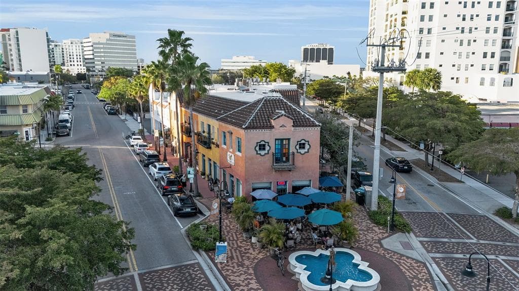 530 S ORANGE AVENUE, SARASOTA, FL 34236 — zdjęcie 2