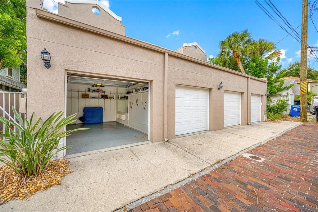 237 7TH AVENUE N # 2, ST PETERSBURG, FL 33701 — zdjęcie 2