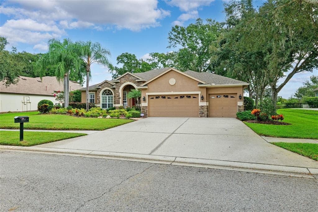 19737 PRINCE BENJAMIN DRIVE, LUTZ, FL 33549 — zdjęcie 2