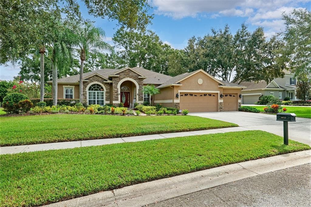 19737 PRINCE BENJAMIN DRIVE, LUTZ, FL 33549