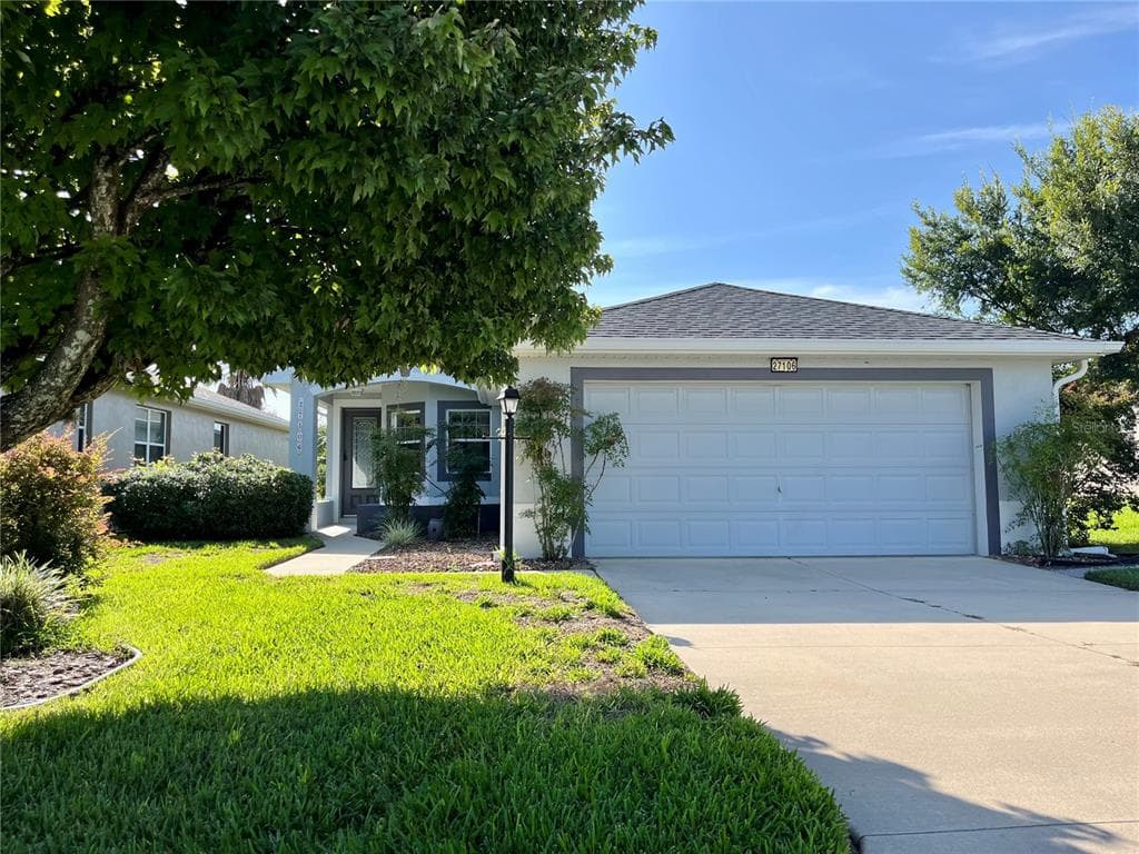 27106 GREENFLY ORCHID LANE, LEESBURG, FL 34748