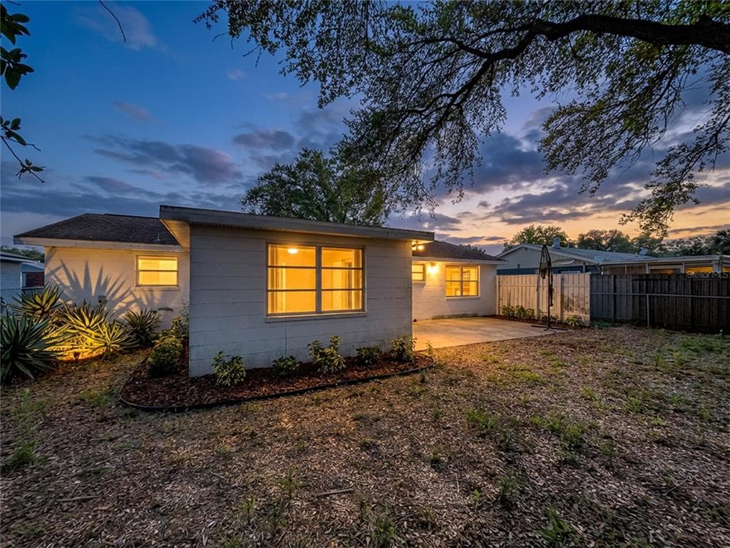 9741 LAMANTIN DRIVE, PORT RICHEY, FL 34668 — zdjęcie 3