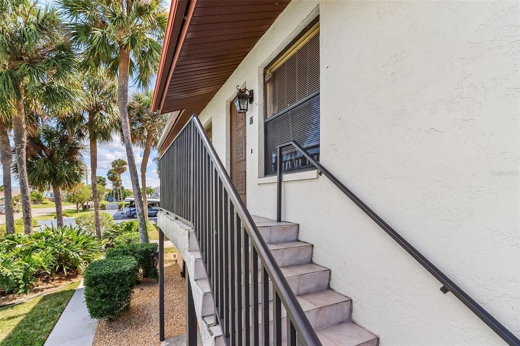 3935 COUNTRY CLUB BOULEVARD # 17, CAPE CORAL, FL 33904 — zdjęcie 3