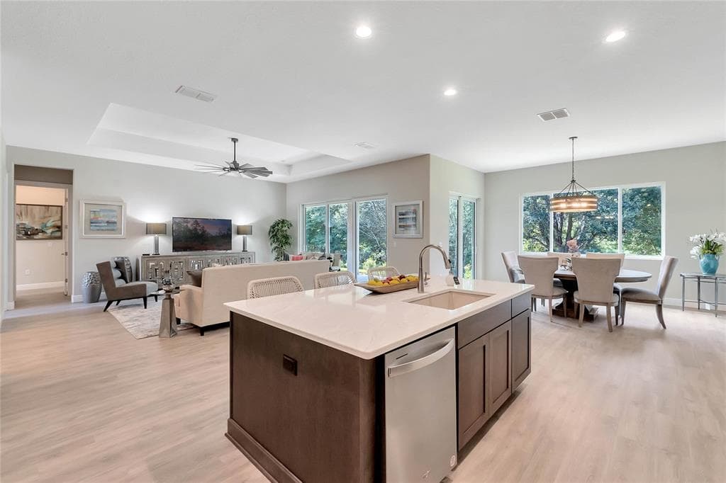 4049 PINNACLE PLACE, LADY LAKE, FL 32159 — zdjęcie 3