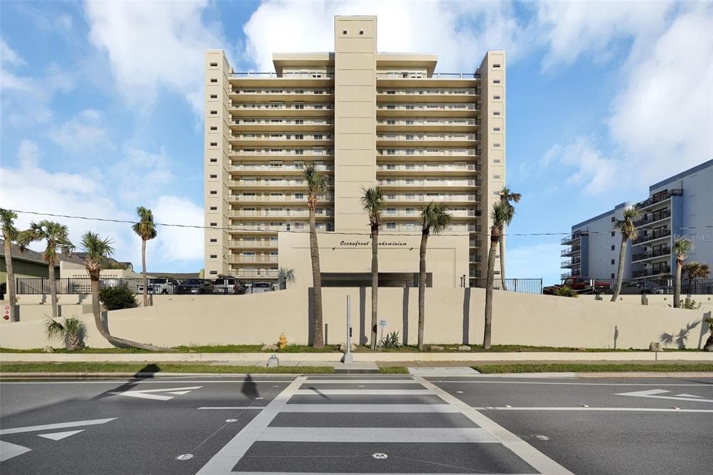 89 S ATLANTIC AVENUE # 204, ORMOND BEACH, FL 32176